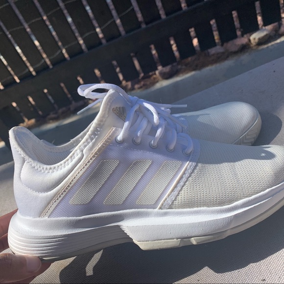 Addias - Picture 3 of 5